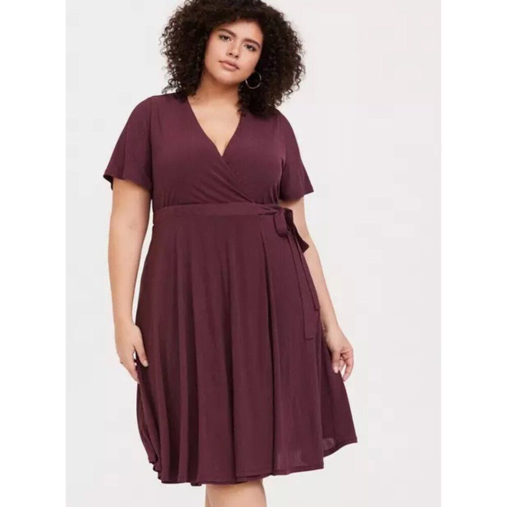 Torrid Eggplant Purple Textured Wrap Dress Midi NWT Size Large Romantic